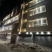 واحد اداری نوساز(مطب پزشکان) جنب بیمارستان17شهریور