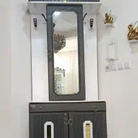 جاکفشی و اینه