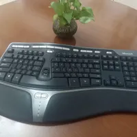 کیبورد حرفه ای ماکروسافت آرگونومیک