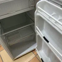 یخچال ایستکول
