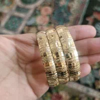 النگو|بدلیجات|زرندیه, |دیوار