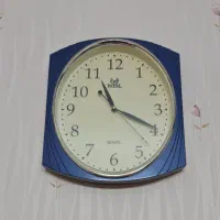 ساعت دیواری