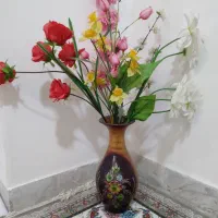 گل و گلدان شیک و تمیز