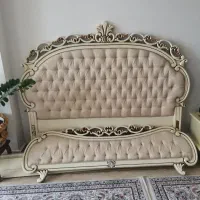 تخت و پاتختی