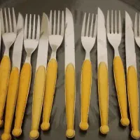 چاقو و چنگال میوه خوری