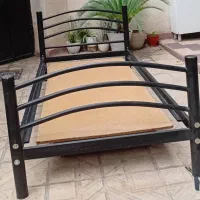 تخت یک نفره
