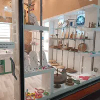 ورکشاپ آموزش حضوری ساخت زیورآلات رزینی