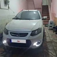 کوئیک پارس خودرویی کم کار بی رنگ