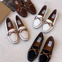 مسافر، توجه به متن