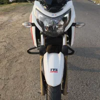 آپاچی 200