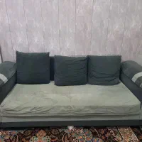 مبل پذایرایی همراه با میز عسلی