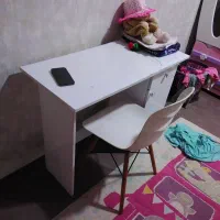 میز تحریر با صندلی