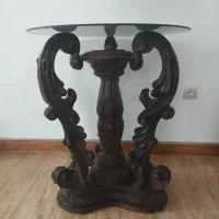 میز کنار سالن