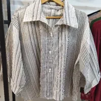 حراج شومیز باکسی با جنس نخی خنک تابستانی فقط ۴۹۰