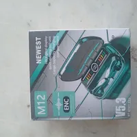 ایرپاد m12
