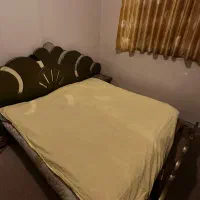 تخت خواب چوبی با میز آرایش