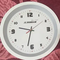 ساعت دیواری