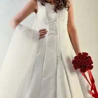 لباس عروس ساتن در حد نو