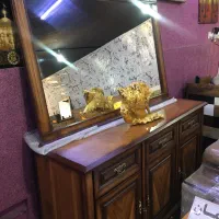 آینه کنسول و مبل تختخوابشو