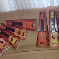 گیتار اسباب بازی
