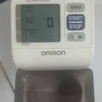 دستگاه فشارسنج مچی OMRON