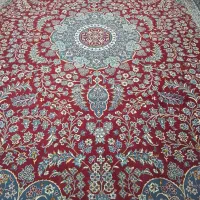 فرش ۱۲متری لاکی رنگ.   و موکت ۱۴متری  طوسی