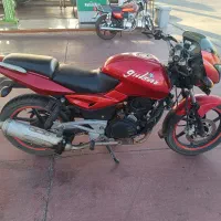BAJAJپالس 200