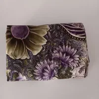 چادر رنگی دوخته شده