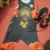 دوبنده و کفش کشتی