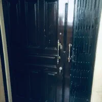 درب ورودی تمام چوب