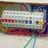 برق کار .نصب کولر . آیفون