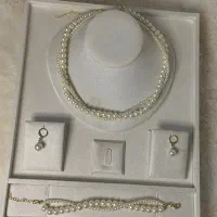 گوشواره ، گردنبند ، دستبند گل و مروارید و