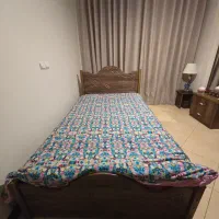 تخت و دراور