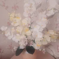 گل و گلدان