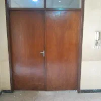 درب چوبی در حد نو