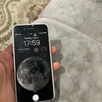 ایفون۸