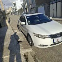 سراتو آپشنال ۲۰۱۸ بی رنگ