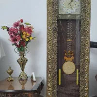 ساعت برنز ایستاده کم جا