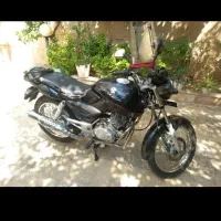 پولسار ۸۳ مشکی پره