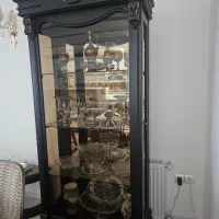 ویترین چوبی شیک و ساده