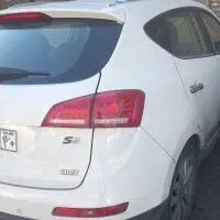 راننده خانم باخودرو سواری