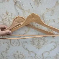 چوب لباسی و رگال دیواری