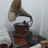 گرامافون قدیمی