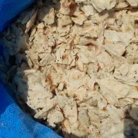 نان خشک تمیز بدون کپک پشت تنوری