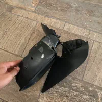 آیینه سمت چپ ۲۰۷