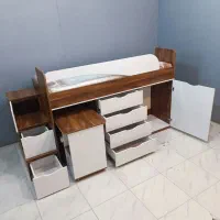 تخت دو طبقه و کمد