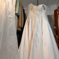 سه عدد لباس عروس نو بدونه ایراد بفروش میرسد