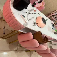 کل لوازم ناخون کاری فروخت میشود