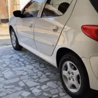 اجرای پولیش،سرامیک،واکس بدنه خودرو با تضمین
