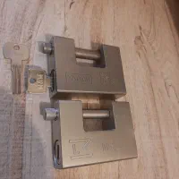 قفل کتابی